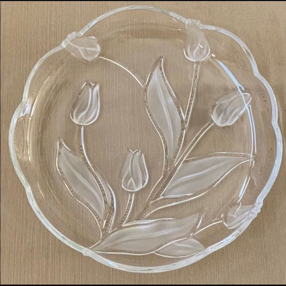 Vintage Mikasa Crystal “Nadine” Frosted Tulips Serving Platter 12.25” - Picture 1 of 6